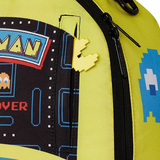 sprayground-910b7580nsz-pac-man_arcade_dlxr_backpack-zip